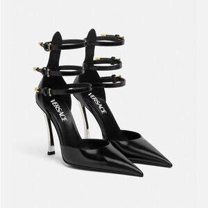 BNWT Versace Vitello Heels!